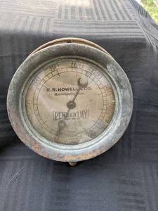 lot 368 image: Vintage R.R. Howell & Co Penberthy Gauge