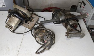 lot 355 image: Black & Decker 7 14 Deluxe Circular Saw, Milwaukee Hole Shooter, Milwaukee Heavy Duty Electric Drill C-312