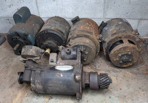lot 136 image: Lot of 5 Vintage Starter Generators for DodgeBuick by Delco-Remy, Northeast Electric Co., Century Electric Co., and More