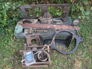 lot 425 image: Antique Car Parts