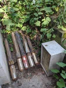lot 427 image: Antique Kelvinator Model KSD-32 and Duro-Submersibles