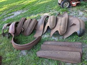 lot 70 image: Vintage Automotive Fenders
