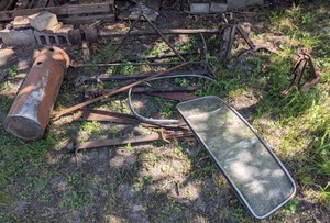 lot 36 image: (12) Piece Lot of VintageAntique Car Parts Believed to be Dodge