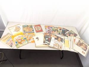 Lot of Vintage Magazines, Elvis, Advertising, etc.