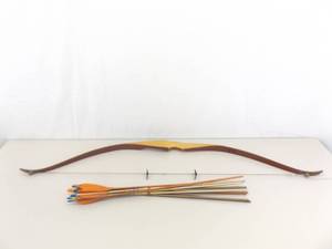 Vintage Ben Pearson Right Handed Colt Recurve Bow and Aluminum Arrows