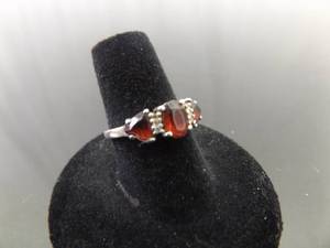 .925 Sterling Silver Diamond Accented Garnet Ring Size 7