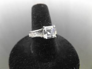.925 Sterling Silver Square Cut Zirconia Ring Size 8