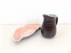 2 Vintage Collectible Red Wing Pottery Pieces