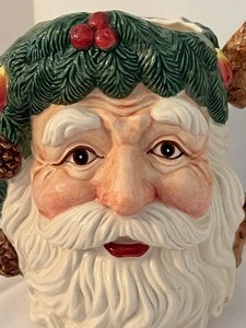 lot 56 image: Vintage 1991 Fitz and Floyd Santa Woodland Face Mug