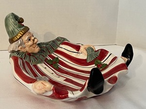 lot 60 image: Vintage 1993 Fitz and Floyd Christmas Carol Scrooge Candy Dish