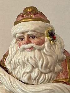 lot 67 image: Fitz and Floyd Snowy Woods Lidded Teapot