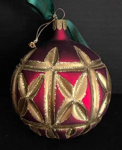 lot 100 image: Waterford Holiday Heirloom Ornament