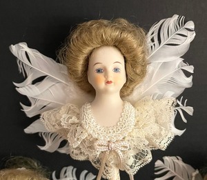 lot 108 image: 8 Lacy Angel Ornaments by Louis Nichole