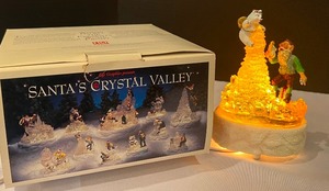 lot 87 image: Figi Graphics presents Santas Crystal Valley Polar Bear Angel Figurine