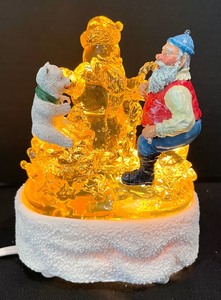 lot 161 image: Figi Graphics presents Santas Crystal Valley Santas Reflection Figurine