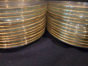lot 198 image: Two Sets of 12 Glass Christmas Tree Motif Plates