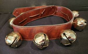 lot 200 image: Vintage String of Christmas Bells