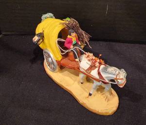 lot 206 image: Gelato Covered Wagon Set Plus and More