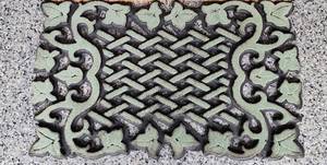 lot 207 image: Set of Three Entry Mats Plus Jack-o-lantern