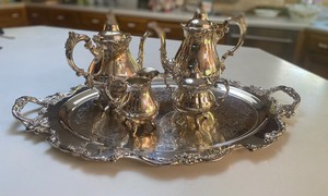 lot 211 image: Wallace Baroque Silver Plate Tea Service