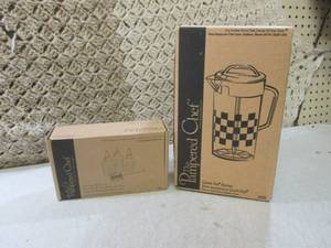 lot 46 image: (CSB) Pampered Chef Quick-Stir Pitc...