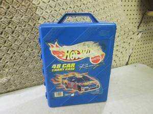 lot 62 image: (BS) Hot Wheels 48 Car Carry Case F...