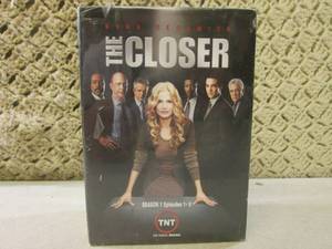lot 126 image: (EC1) The Closer DVD Set Season 1 E...