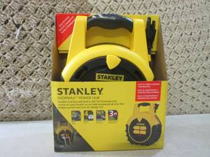 lot 133 image: (CSB) Stanley ShopMax Power Hub Por...