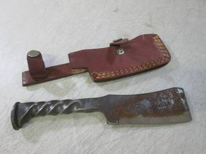 lot 166 image: (CNTR) Railroad Spike Handle Knife ...