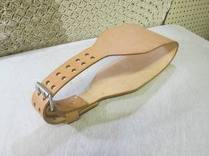 lot 180 image: (FS) Altus Leather Weight Lifting B...