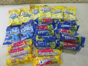 lot 245 image: (B-2) Assorted PacksBags Cookies P...