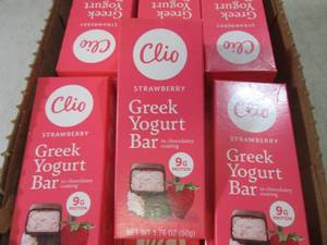 lot 301 image: (B-2) 18 Clio Strawberry Greek Yogu...