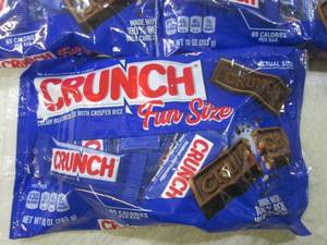 lot 314 image: (B-2) 3 Bags Fun Size Crunch Candy ...