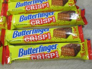 lot 323 image: (B-3) 12 3-Bars Butterfinger Crisp ...