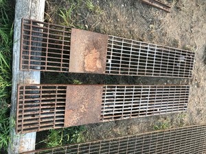 2 Steel Grates