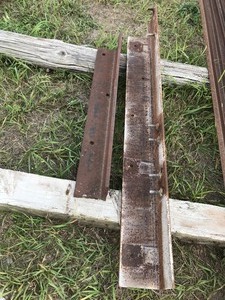 Large Steel Angle (2 pcs)
