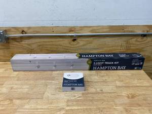 HAMPTON BAY 4-ft. 3-Light White Integrated LED Linear Track Lighting Kit with Mini Cylinder Track Heads with 2400-Watt White Linear Track Floating Power Feed
