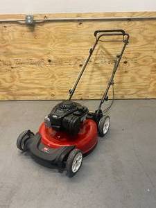 TORO Recycler 21 in. Briggs and Stratton Low Wheel RWD Gas Walk Behind Self Propelled Lawn Mower with Bagger