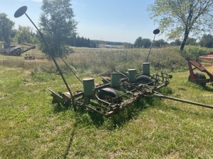 John Deere Planter 4 Row