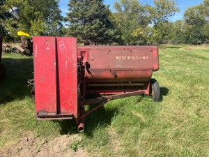 New Holland pto bailer