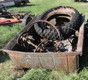 2 Wheel trailer as is old