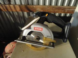 Skill Saw - Ryobi 18.0  (no battery)