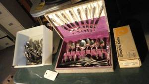 Silverware set with box, Electric Knife, Square Tupperware