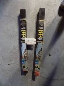 2- Portable fluorescent lights