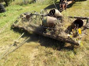 John Deer 4 Row Planter (this lot is a JD 4row planter)