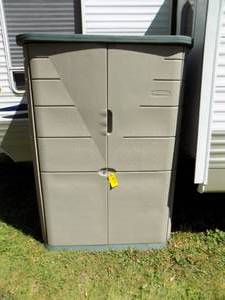 2 Door Storage Building Rubbermaid