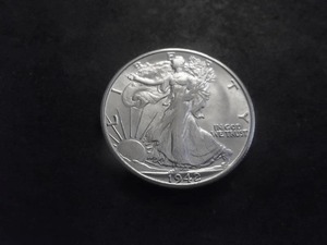 1942 S Walking Liberty Half Dollar