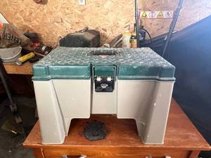 lot 9 image: Tool Box Step & Contents