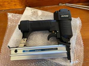 lot 12 image: New Alton Air Brad Nailer