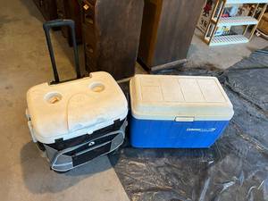 lot 122 image: Coolers